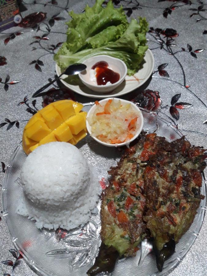 Lhoyjean Garden Hostel Batuan Exteriör bild