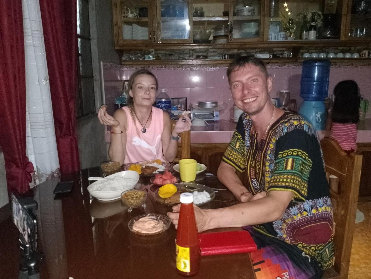 Lhoyjean Garden Hostel Batuan Exteriör bild