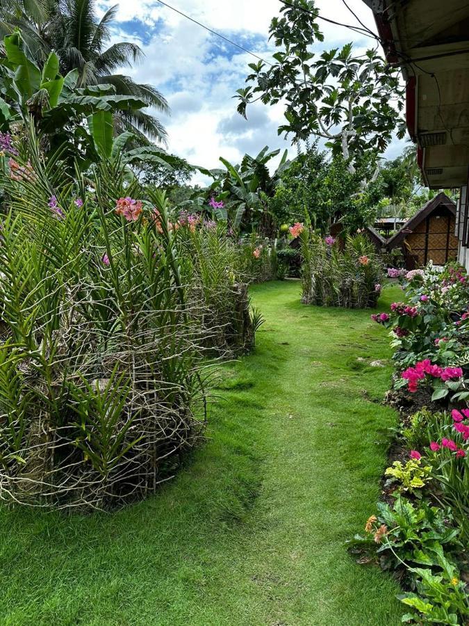 Lhoyjean Garden Hostel Batuan Exteriör bild