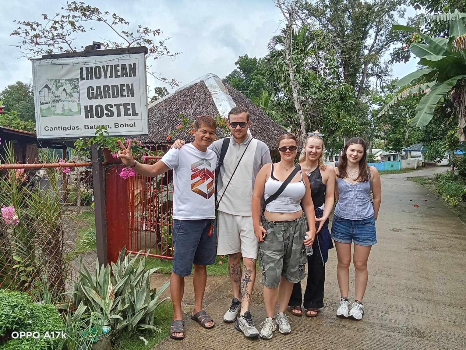 Lhoyjean Garden Hostel Batuan Exteriör bild